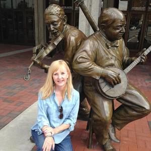 Meet your Posher, Angela